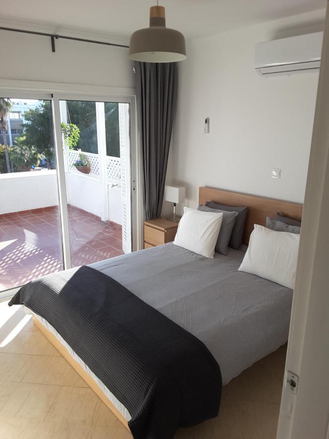 Blue Coast Semeli By The Sea Apartment Paphos ภายนอก รูปภาพ